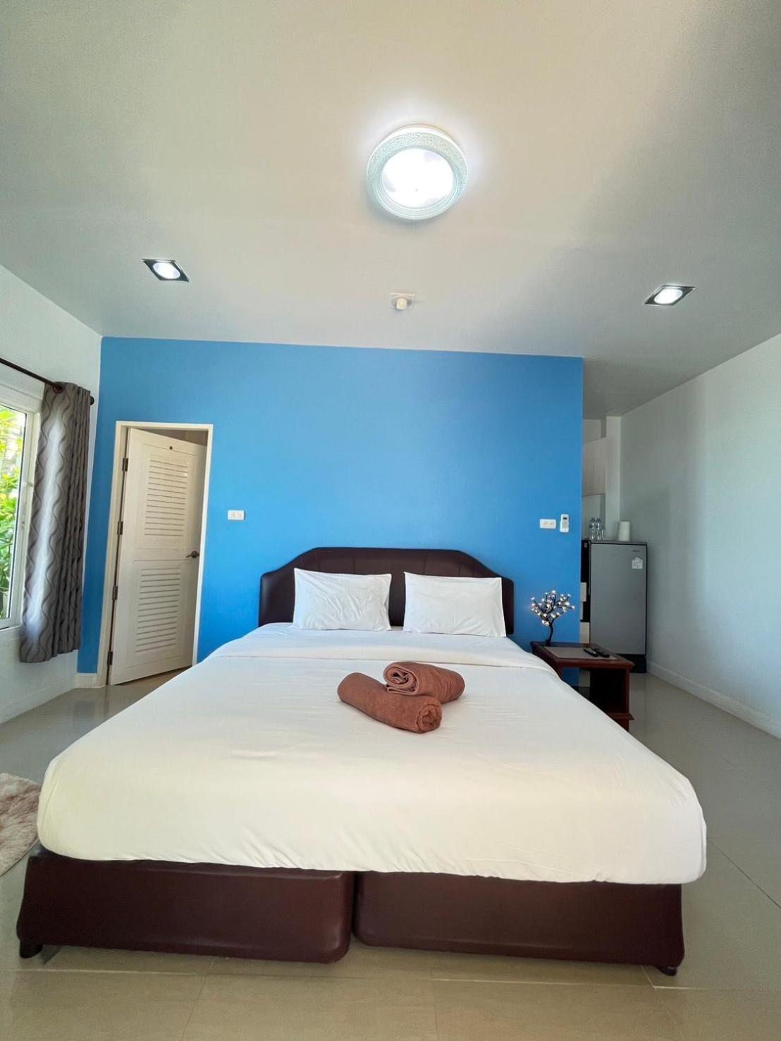 Maenam Villa Hotel Mae Nam Beach Eksteriør bilde