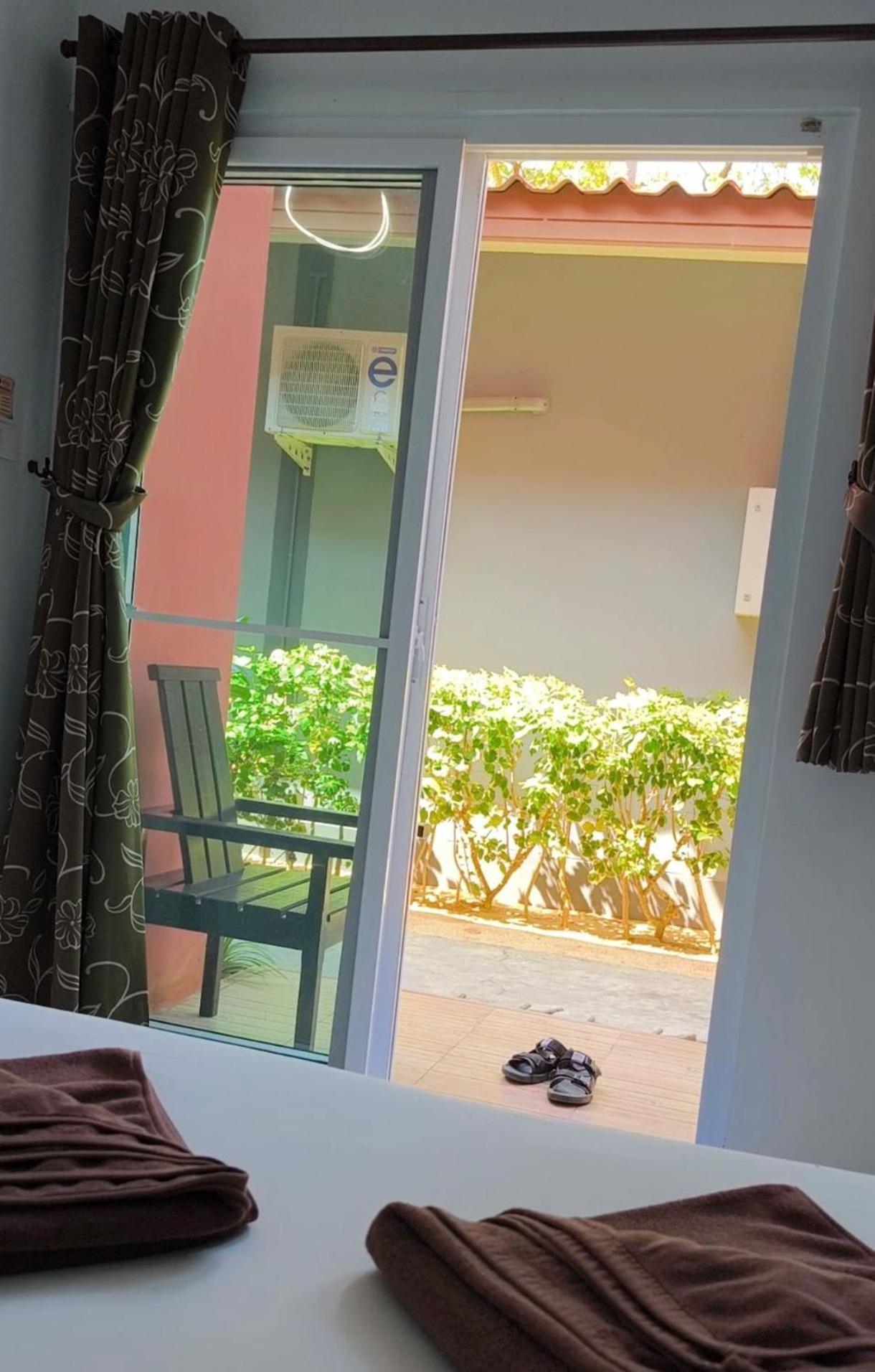 Maenam Villa Hotel Mae Nam Beach Eksteriør bilde